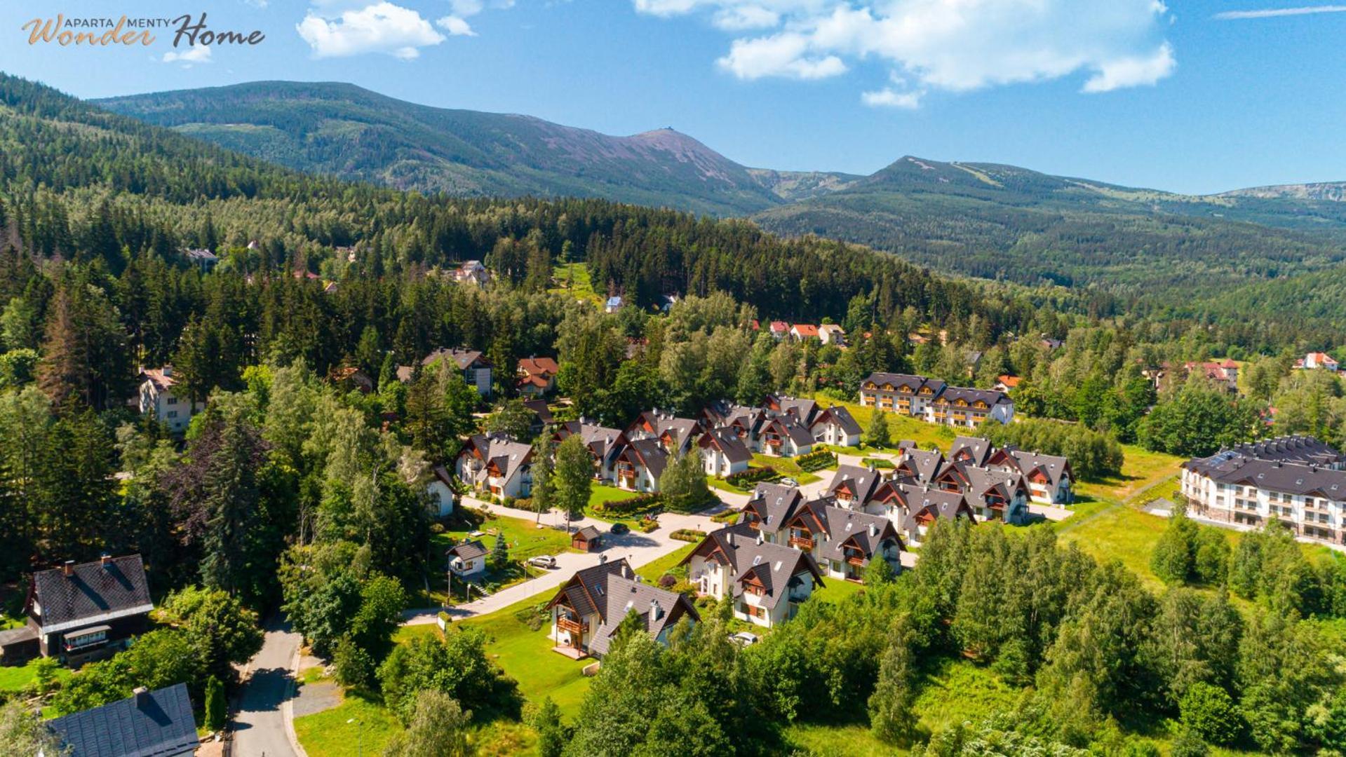 Wonder Home - Domki Gorskie Na Osiedlu Dozorowanym, Z Kominkami I Placem Zabaw Karpacz Esterno foto