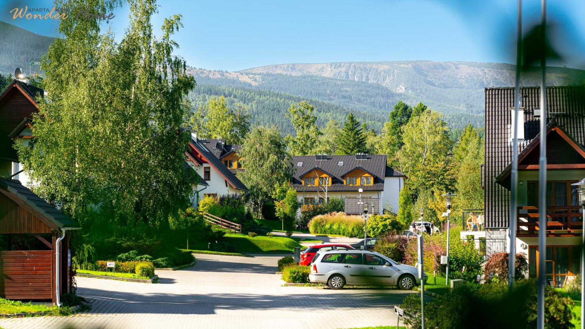 Wonder Home - Domki Gorskie Na Osiedlu Dozorowanym, Z Kominkami I Placem Zabaw Karpacz Esterno foto